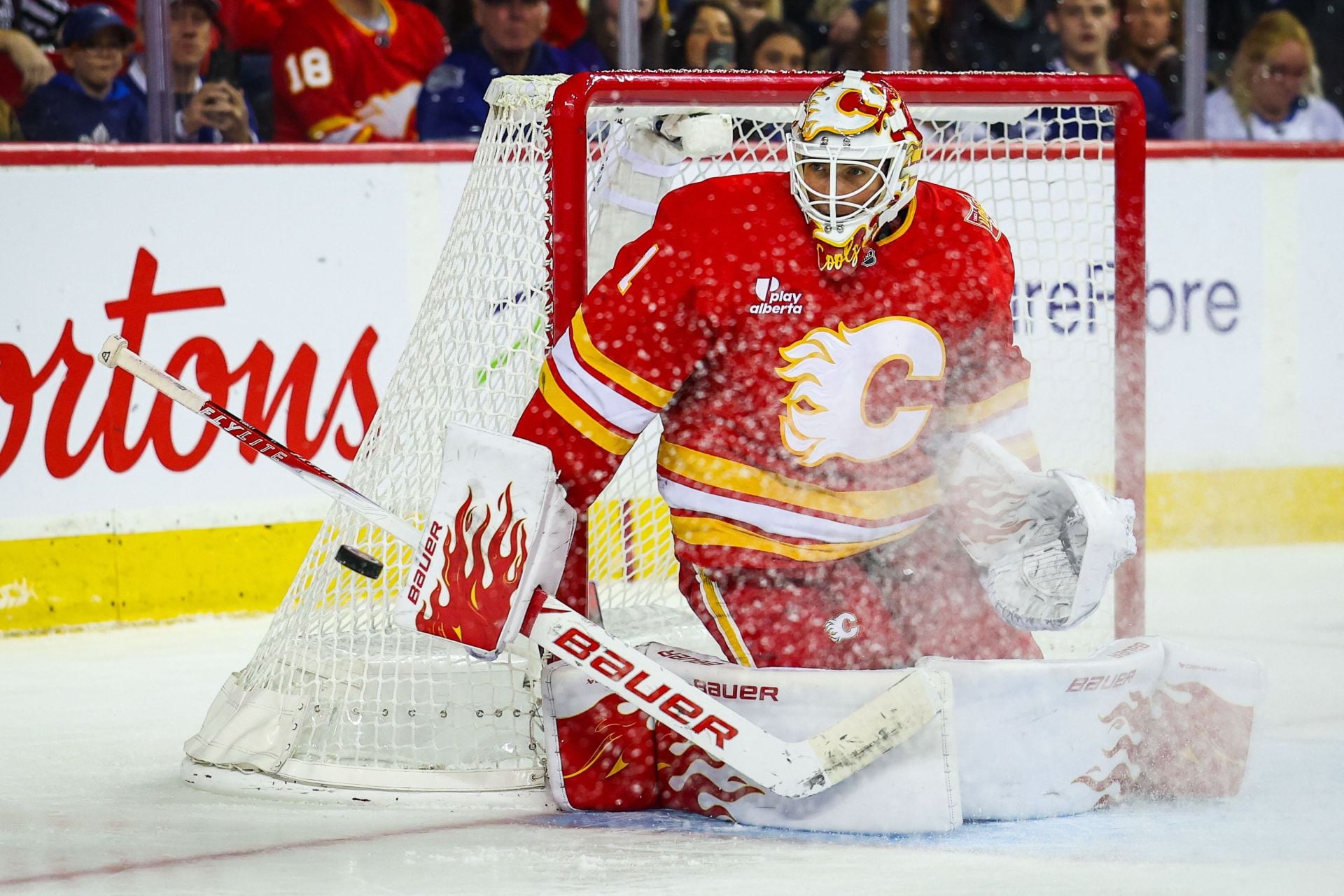 Flames' Devin Cooley quotes Marcus Aurelius hours after sustaining injury from a Colton Dach collision - "Great opportunity to reset"