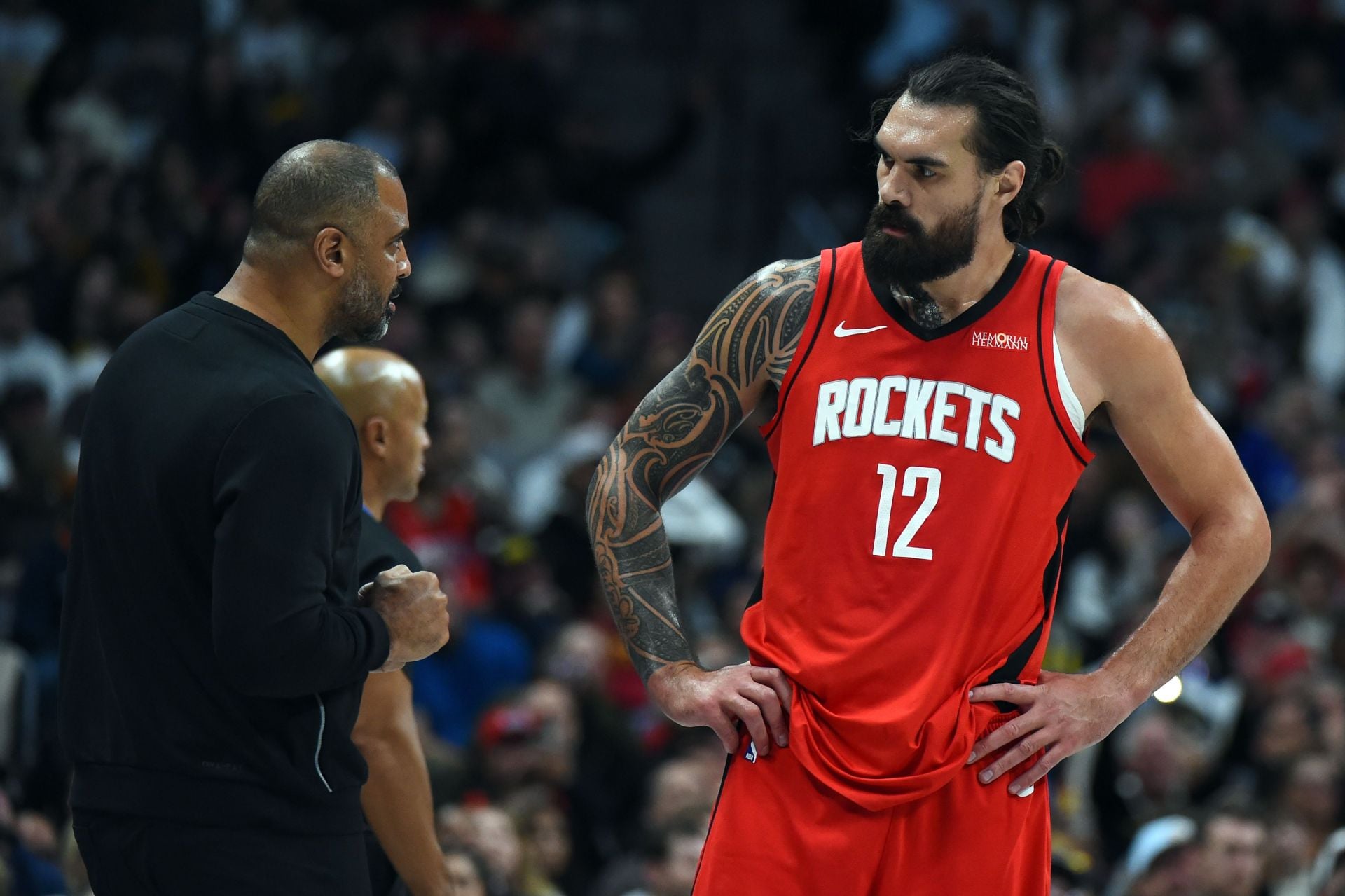 Steven Adams has a wrestler-like build - Source: Imagn
