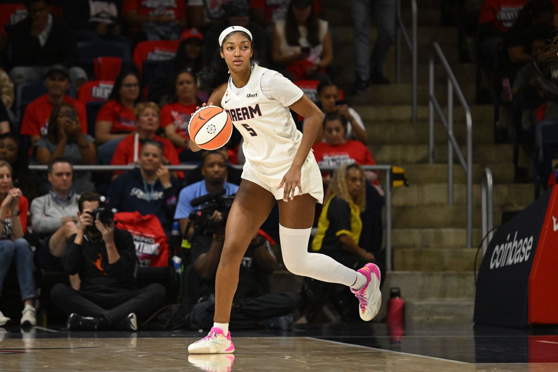 "She's about to throw whole sink at Angel", "She ain’t slick" - WNBA Fans Abuzz As Valkyries HC Natalie Nakase Dubs Angel Reese 'Ultimate Competitor'