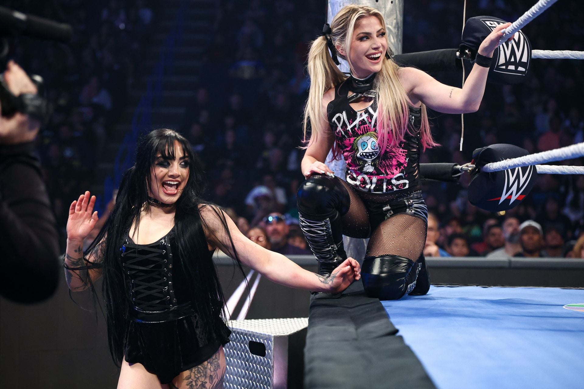 3 Reasons why Alexa Bliss and Tatum Paxley lost the WWE Women’s Tag Team Titles on SmackDown