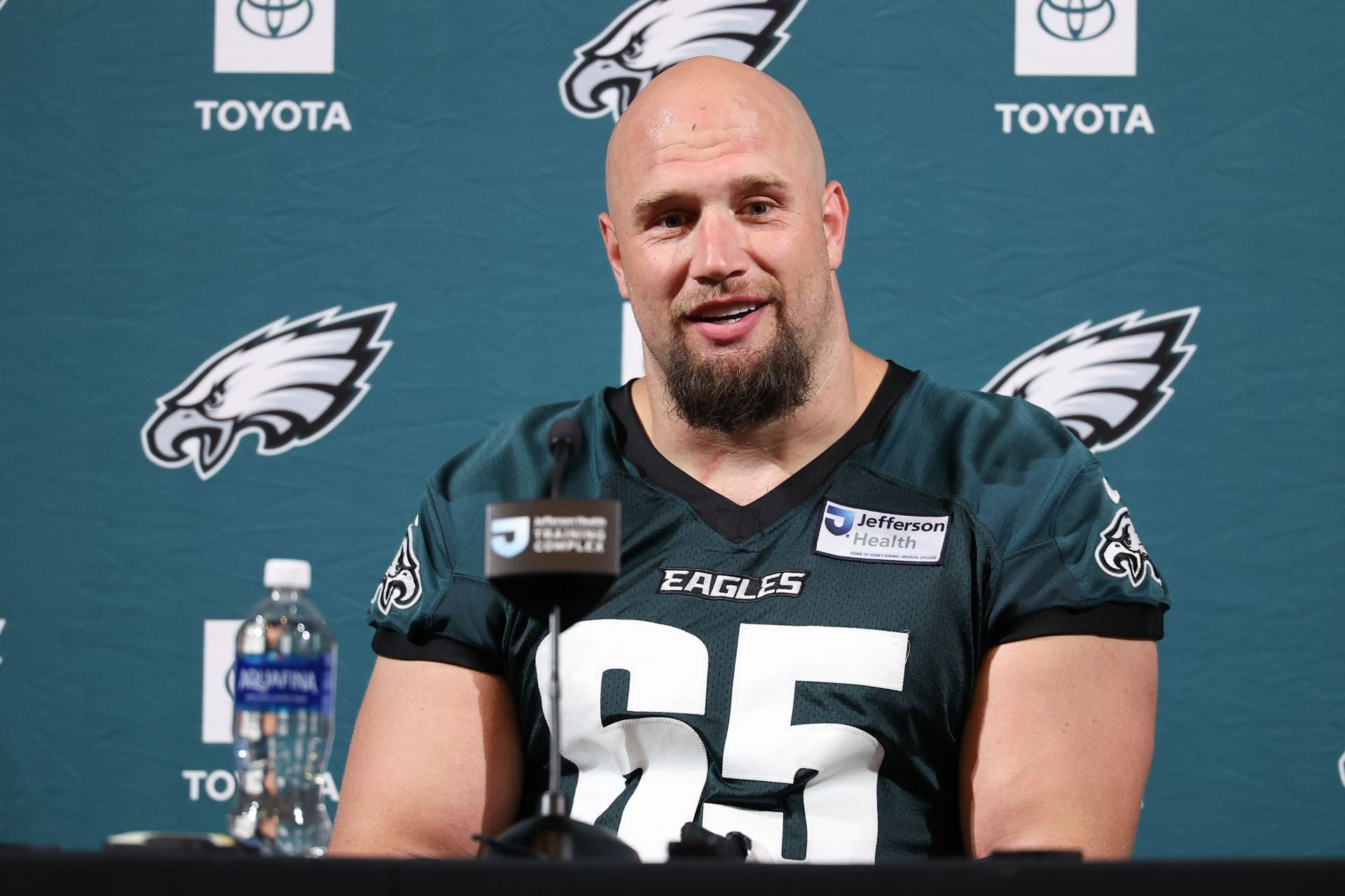 Lane Johnson's clash with Howie Roseman resurfaces as Eagles OT retires over mental health issues: report