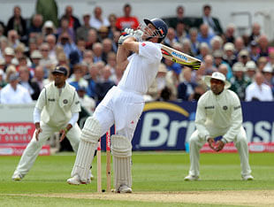 England v India - 2nd Test, Day 5: Last ball wicket revives Indian hopes (Lunch report)