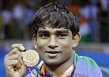 L Devendro Singh Manoj Kumar qualify for 2012 London Olympics