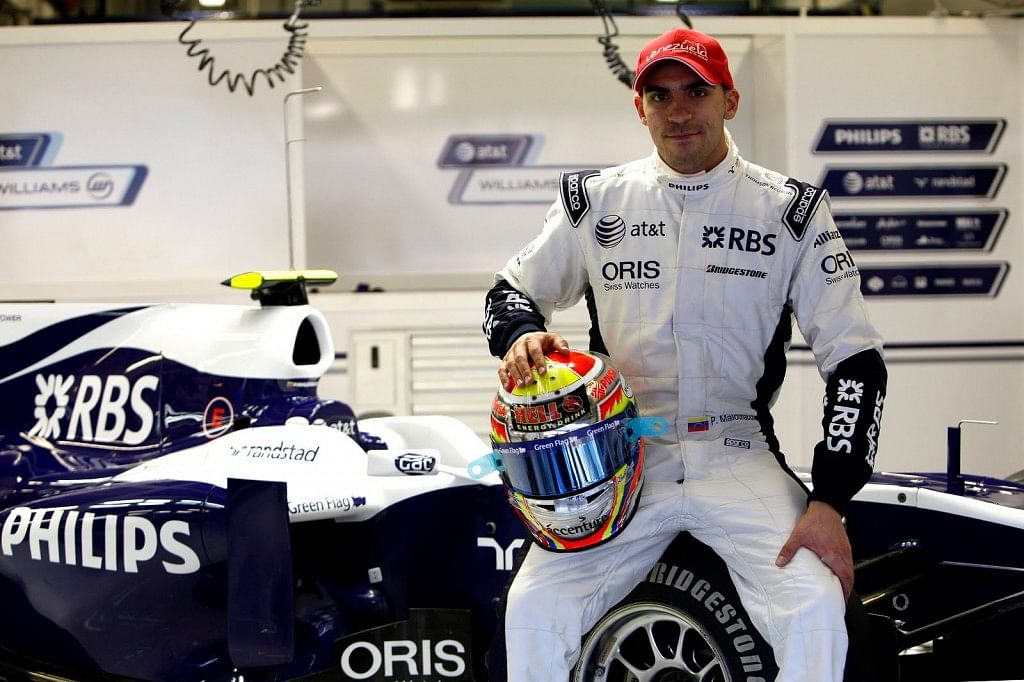 Williams F1 team retain Pastor Maldonaldo for 2012