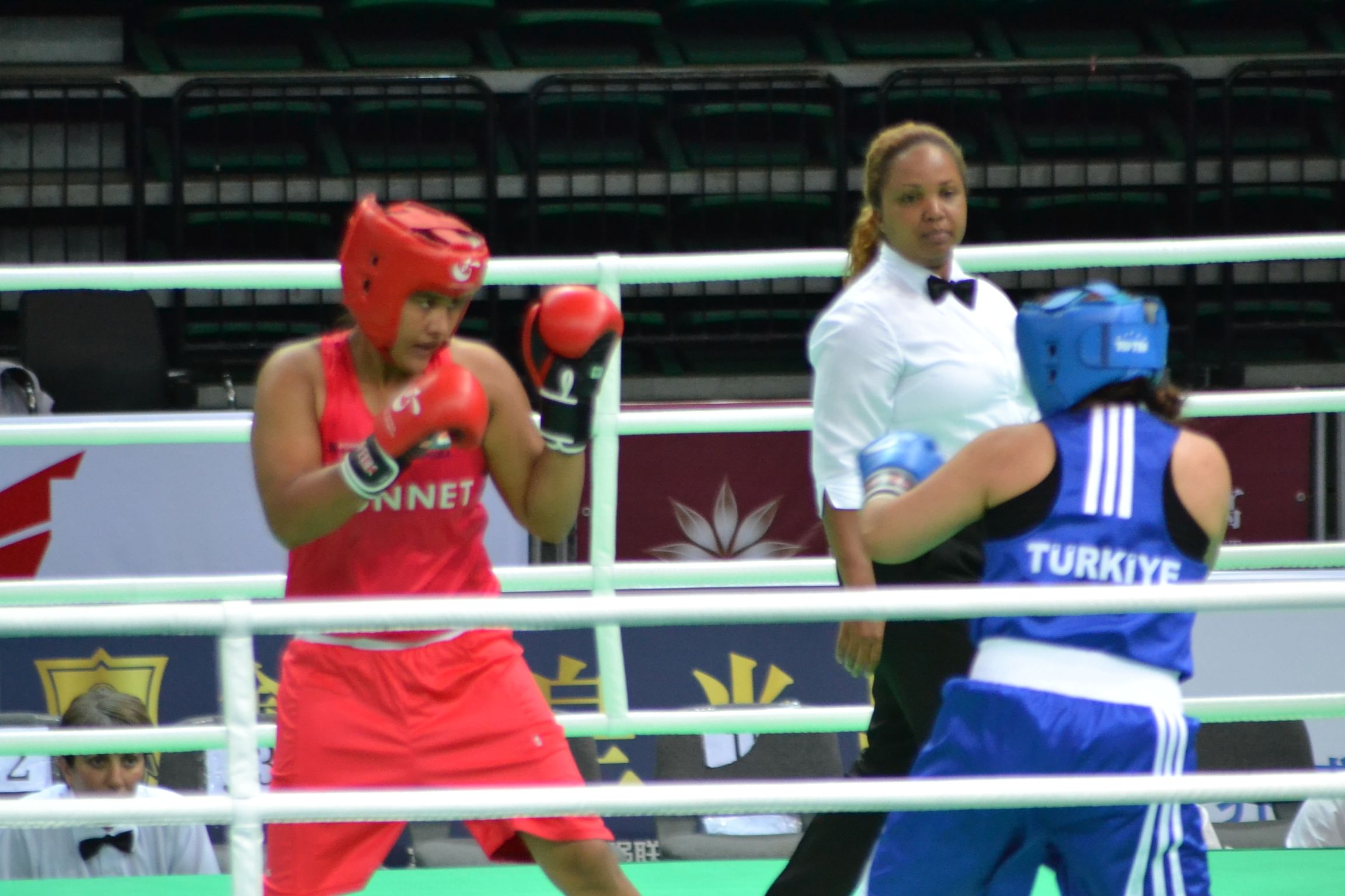  Kavita Chahal enters medal round at World Women Boxing 