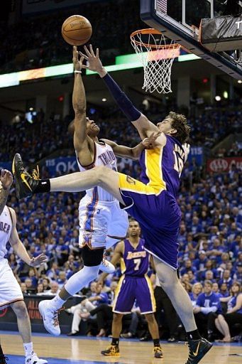 Russell Westbrook (L) scored a game-high 27 points for the Oklahoma City Thunder