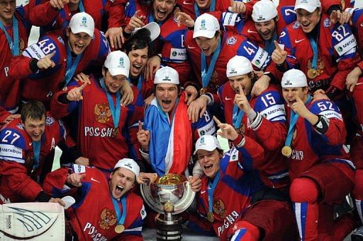 Russia&#039;s team celebrates their World Hockey Championship victory