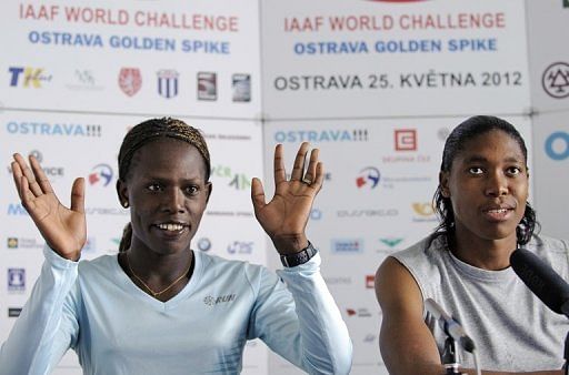 Kenya&#039;s Pamela Jelimo (L) and South Africa&#039;s Caster Semenya will compete in the 800m event