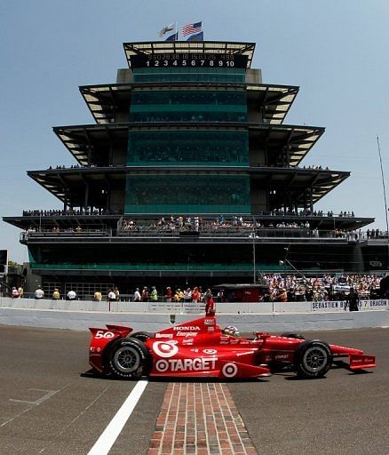 Scotland's Franchitti wins 96th Indy 500