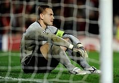 Russia's Akinfeev has knee problem: Advocaat