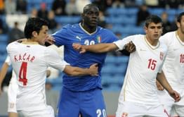 Italy to stand by Balotelli if he is jeered at Euro 2012