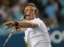 Thorkilsden eyes champs as De Zordo waits