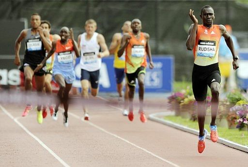 David Rudisha of Kenya leads the pack