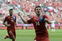 Co-hosts Poland face must-win Euro 2012 game