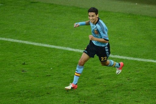 Jesus Navas rescues Spain, Croatia bow out
