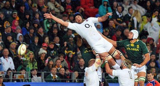 England&#039;s James Haskell (Top C) tries to catch the ball