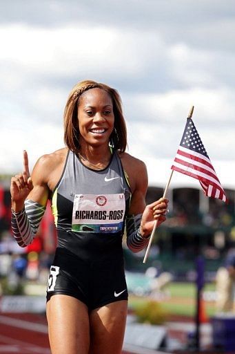 Sanya Richards-Ross on Sunday lowered her own 2012 world-best time in 400m by .11 of a sec