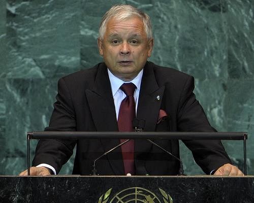 Polish president slams hooliganism at Euro 2012