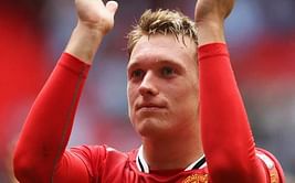 United's quest for a holding midfielder