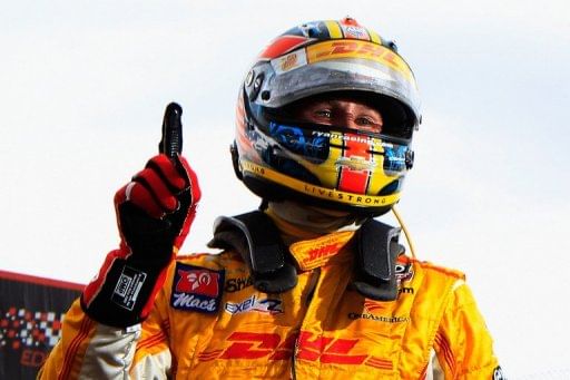 Hunter-Reay clocked 1min 17.23sec around the 2.2-mile (3.5 km), 13-turn circuit at Edmonton&#039;s City Centre Airport