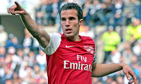 Fergie turns attention to van Persie