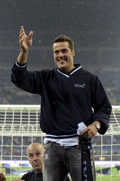 Julio Cesar says bye to Inter
