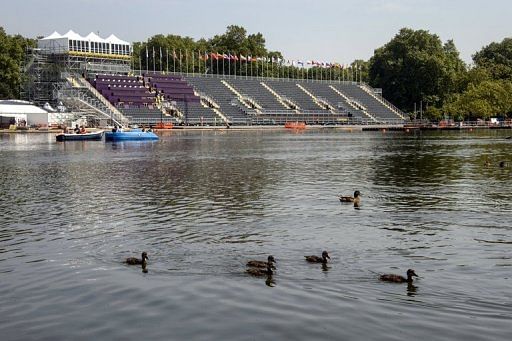 At centuries-old Hyde Park, triathlon athletes will swim 1500m around the Serpentine lake