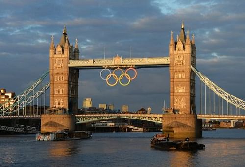 Several athletes from the 1948 Olympics took part in the torch relay for the 2012 London Olympics