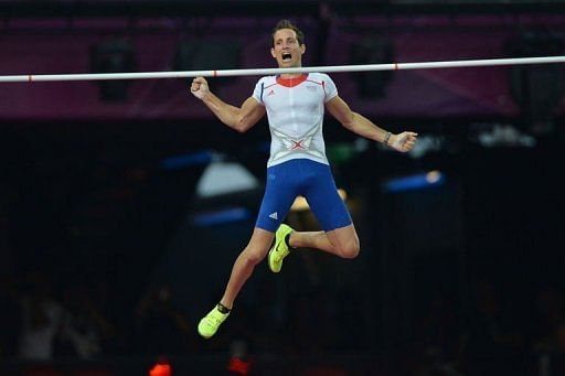 France&#039;s Renaud Lavillenie competes in the men&#039;s pole vault final
