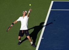 Murray, Sharapova into second round at US Open