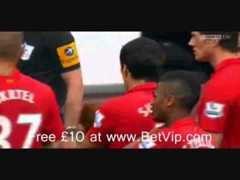 Video: Evra and Suarez shake hands