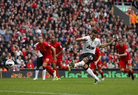 Robin Van Persie breaks United's penalty curse