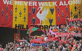 Sometimes sporting heroes do 'Walk alone'!