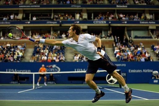 Olympic champion Andy Murray has advanced to the last eight at the US Open