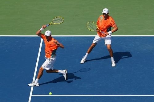 Bob Bryan (R) and Mike Bryan of the United States