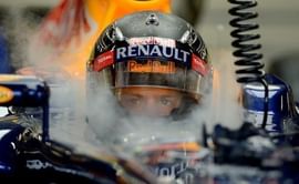 Vettel fastest in wet Singapore practice