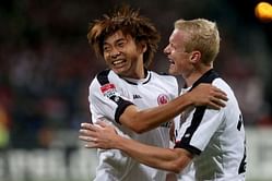 Hoffer, Inui fire Eintracht to top in Germany