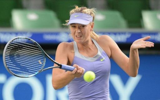 Maria Sharapova made it through to the quarter-finals after a tough match