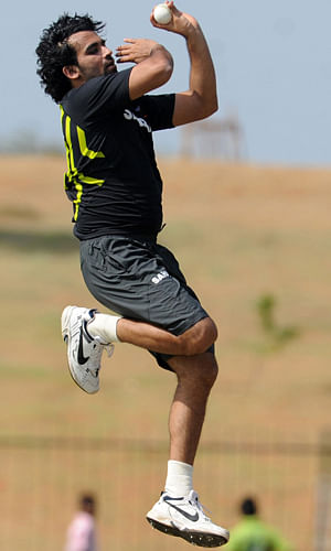Zaheer will be back to his best: Dhoni