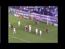 Video: Under the wall freekicks