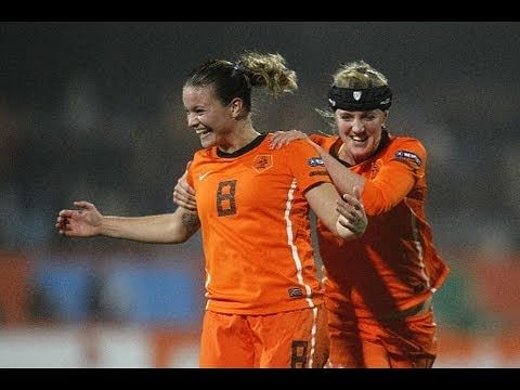 VIDEO: Amazing Freekick! Sherida Spitse, Holland Women v France Women