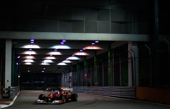 LIVE: F1 - 2013 Singapore Grand Prix Race - Commentary