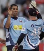 All-round Mahmood pushes Kolkata Knight Riders to the brink