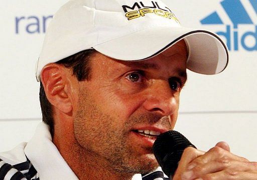 Li Na hired Carlos Rodriguez (pictured) as coach after she dropped out of the world top 10