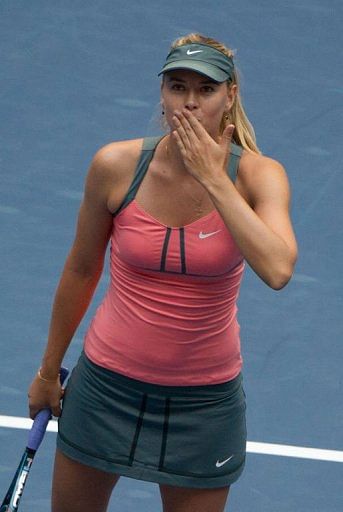 Maria Sharapova coasted through her second-round match