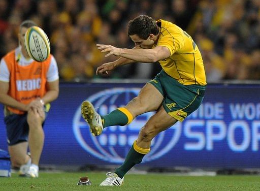 Full-back Mike Harris (pictured) replaces Berrick Barnes for Wallabies&#039; clash with Argentina on Saturday