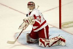 "Dominator" Hasek hangs up skates at 47