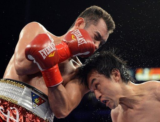 Nonito Donaire dominated the fight, keeping Nishioka at a distance with left jabs and right hands to the body