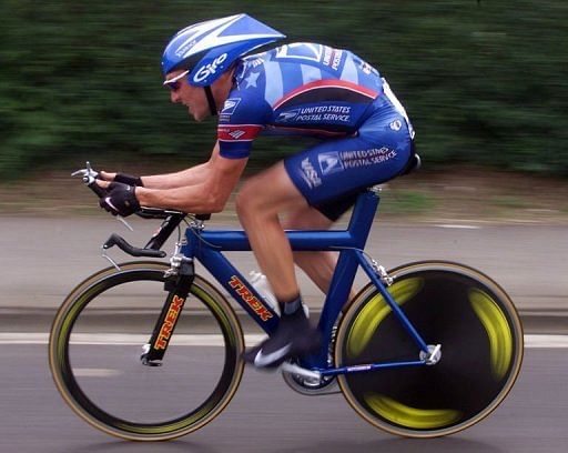 US cyclist Lance Armstrong has been banned from cycling for life after a long investigation by USADA.