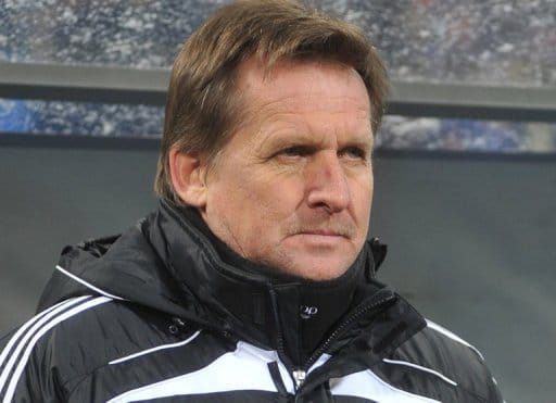 Celtic's Lennon hits back at Schuster "unworthy" jibe